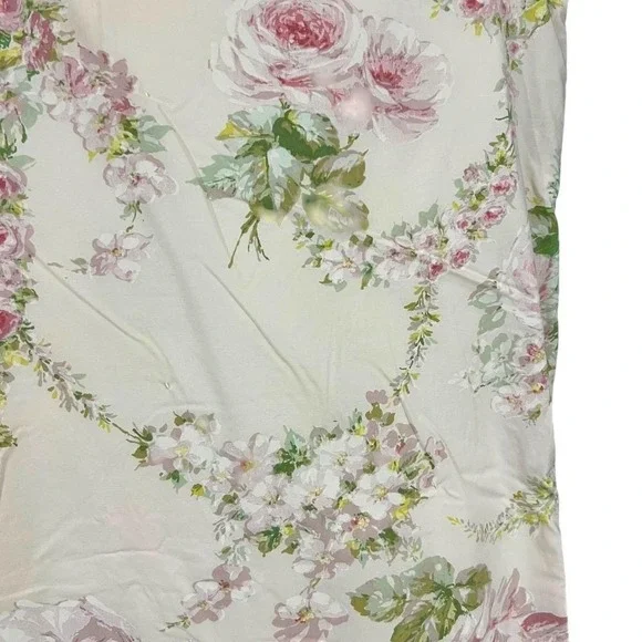 Handmade Patchwork Quilt Reversible Floral Backing Cottagecore Farmhouse Decor - Picture 8 of 9